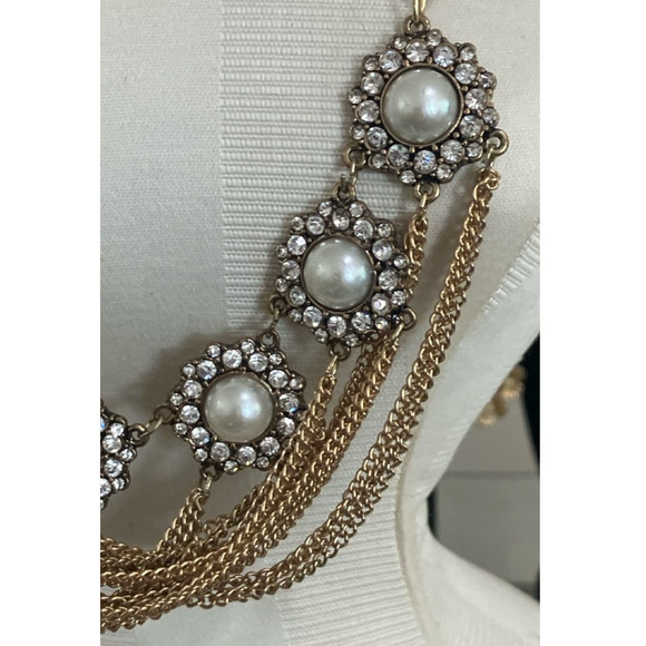 Vera Wang Faux Pearl Gold Tone Bib Statement Necklace - Picture 2 of 10